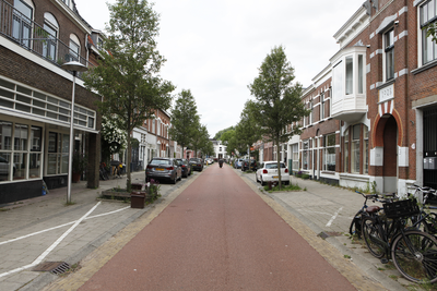 914327 Gezicht in de Koekoekstraat te Utrecht, uit het zuidoosten.